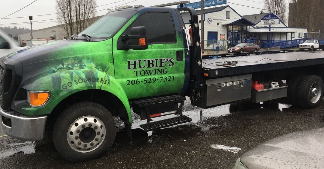 seattle-sounders-vinyl-wrapped-flatbed